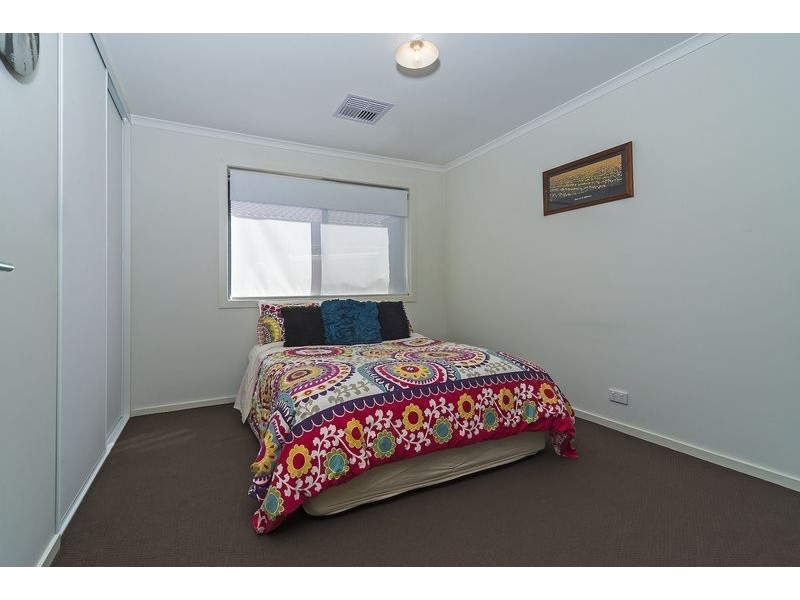 4 Coonawarra Avenue, Andrews Farm SA 5114