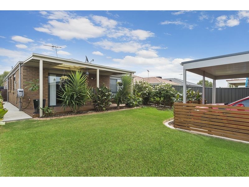 4 Coonawarra Avenue, Andrews Farm SA 5114