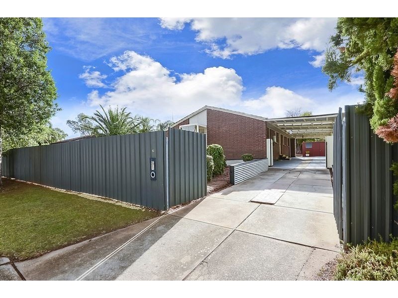 10 Paginton Crescent, Elizabeth East SA 5112
