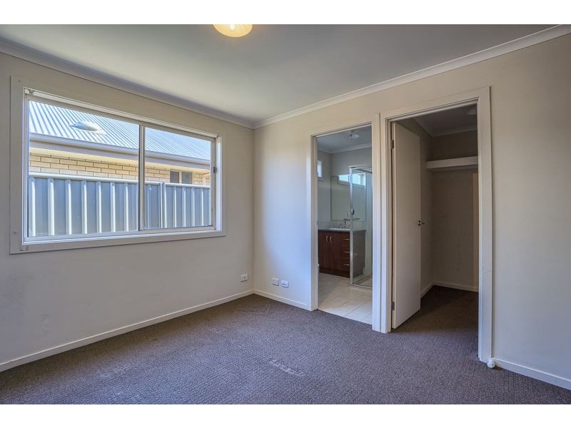 28 Alexandrina Crescent, Andrews Farm SA 5114