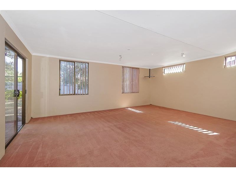 22 Campbell Road, Elizabeth Downs SA 5113