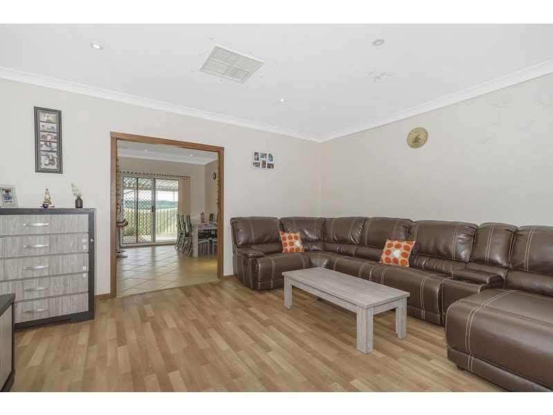 9 Dienelt Drive, Para Hills West SA 5096