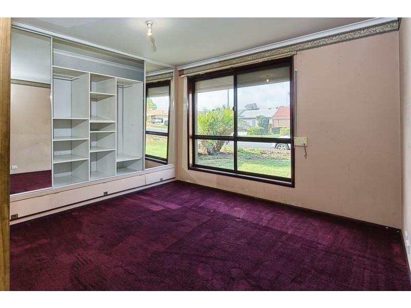 28 President Avenue, Andrews Farm SA 5114