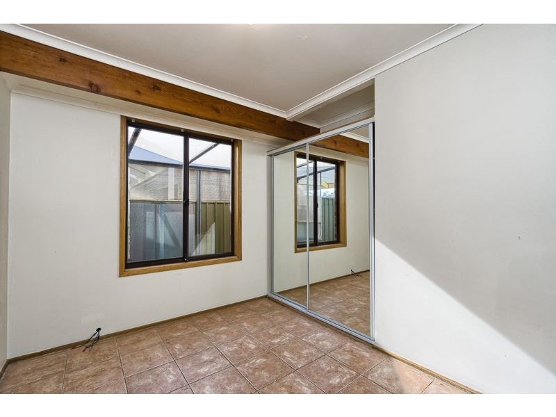 28 President Avenue, Andrews Farm SA 5114