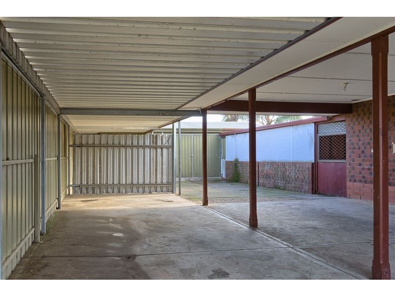 28 President Avenue, Andrews Farm SA 5114