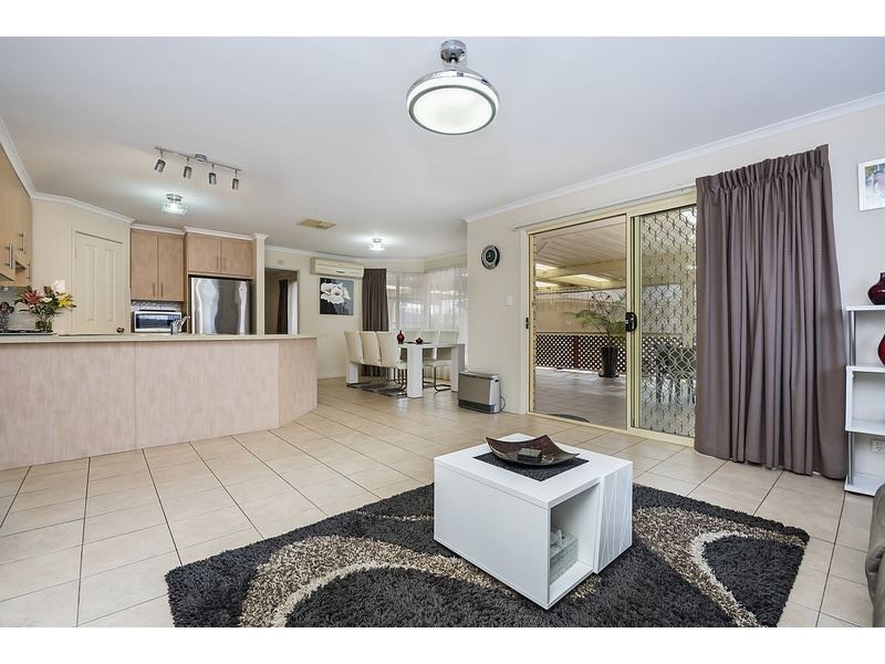 111 President Avenue, Andrews Farm SA 5114