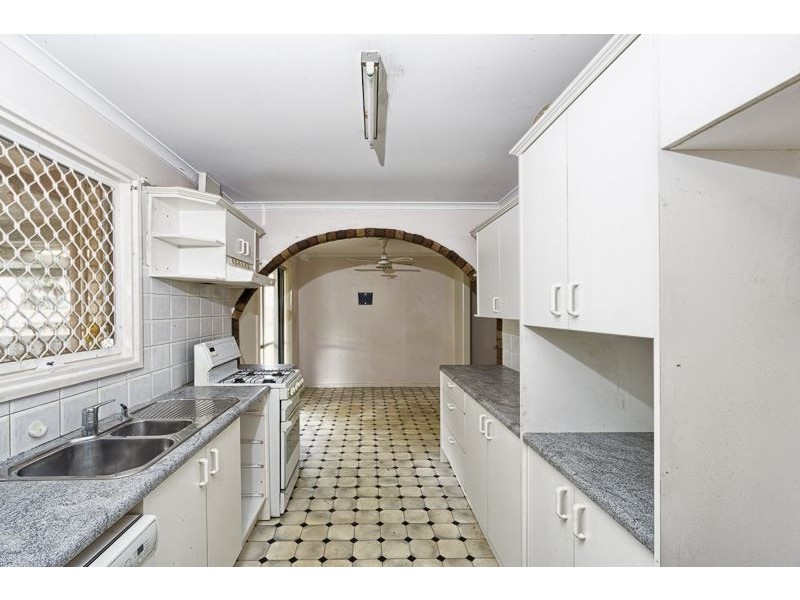 16 Inwood Road, Elizabeth East SA 5112