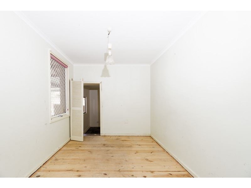 16 Inwood Road, Elizabeth East SA 5112