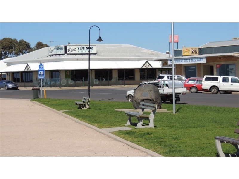 5 Lady Doris Drive, Port Vincent SA 5581