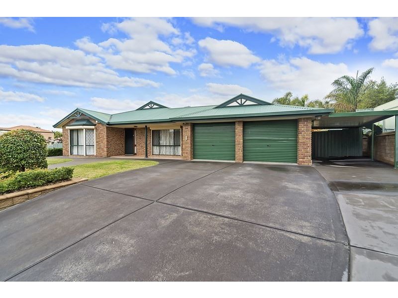 16 Linwood Grove, Hillbank SA 5112