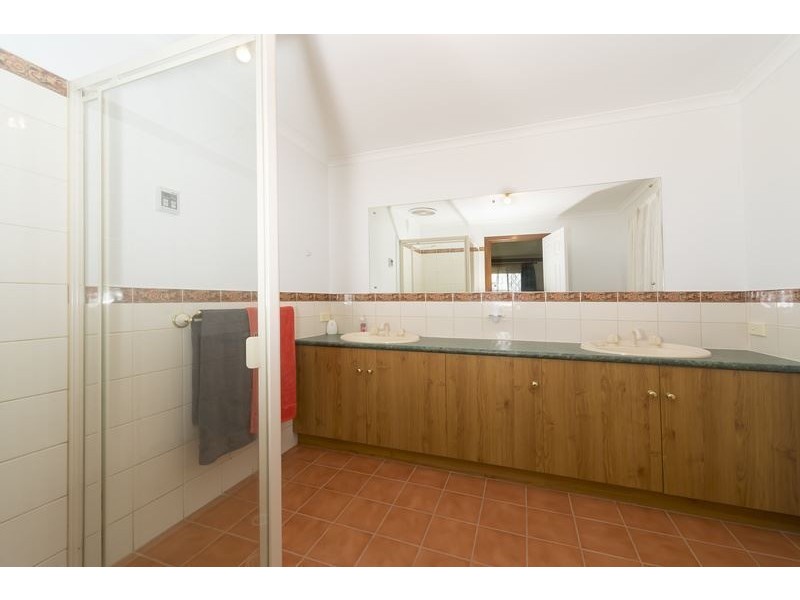 16 Linwood Grove, Hillbank SA 5112