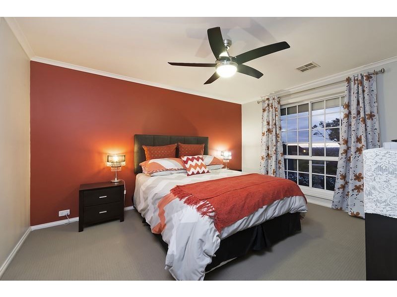 23 Honeysuckle Drive, Hillbank SA 5112