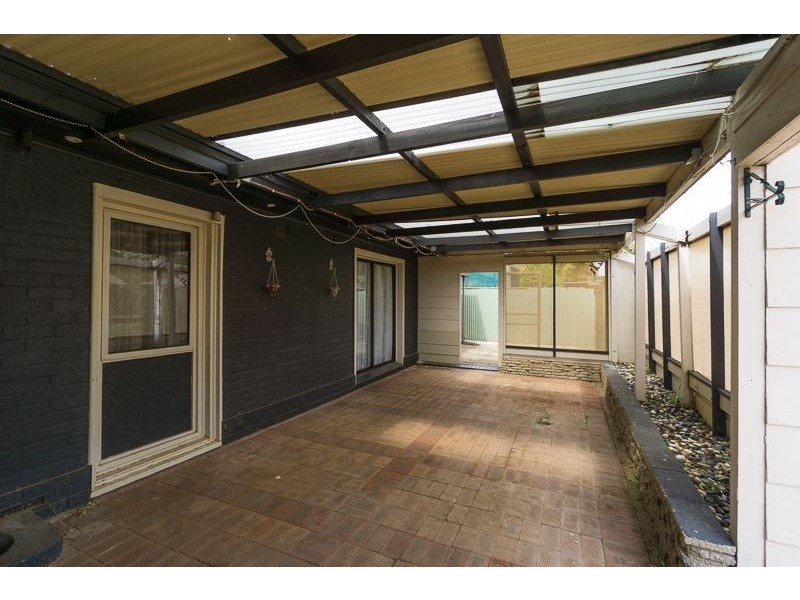 4 Haldane Street, Elizabeth Downs SA 5113