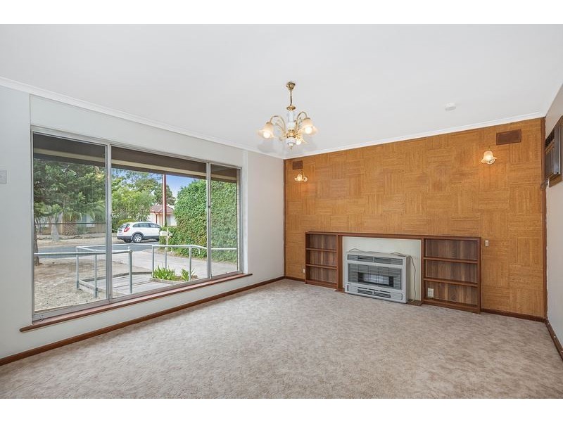 8 Redvers Road, Salisbury Park SA 5109