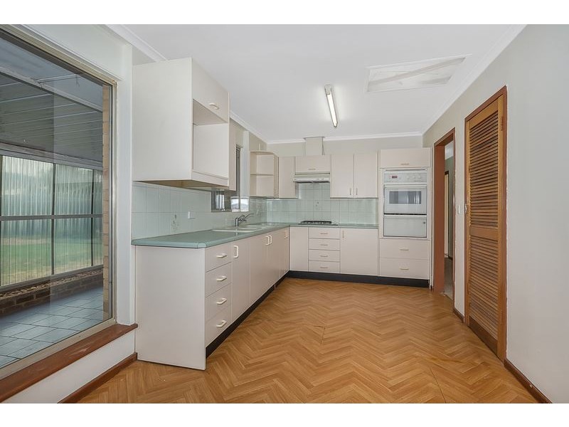 8 Redvers Road, Salisbury Park SA 5109