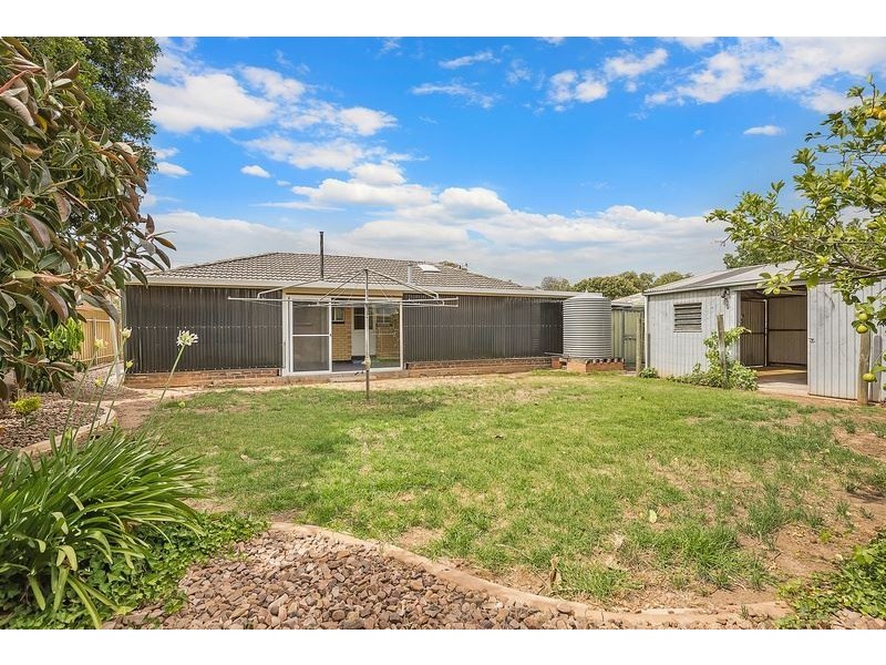 8 Redvers Road, Salisbury Park SA 5109