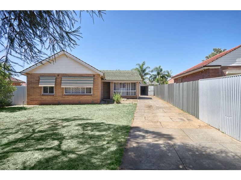15 Barritt Street, Elizabeth Downs SA 5113