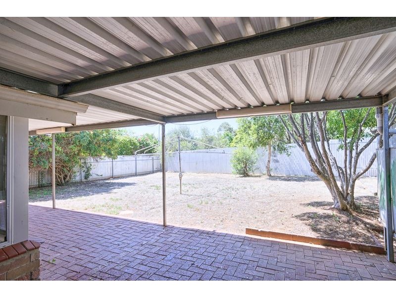 15 Barritt Street, Elizabeth Downs SA 5113