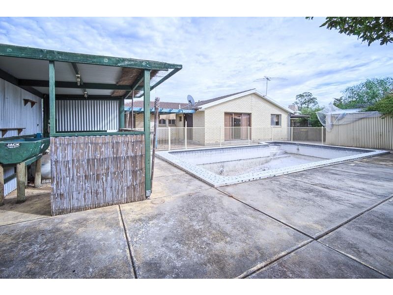 30 Marshalsea Road, Elizabeth Park SA 5113