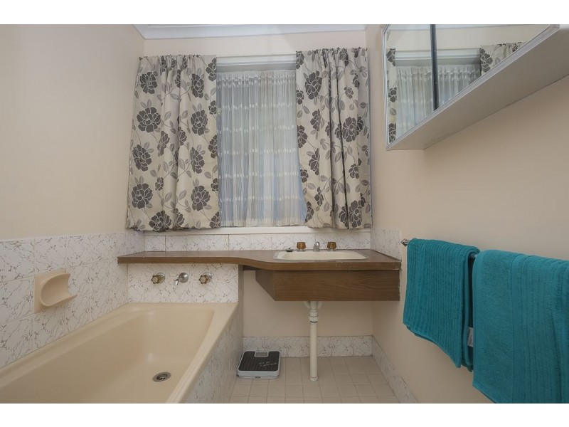 34 Karingal Crescent, Salisbury Park SA 5109