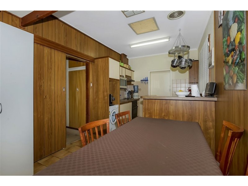 18 Berberis Street, Elizabeth Vale SA 5112