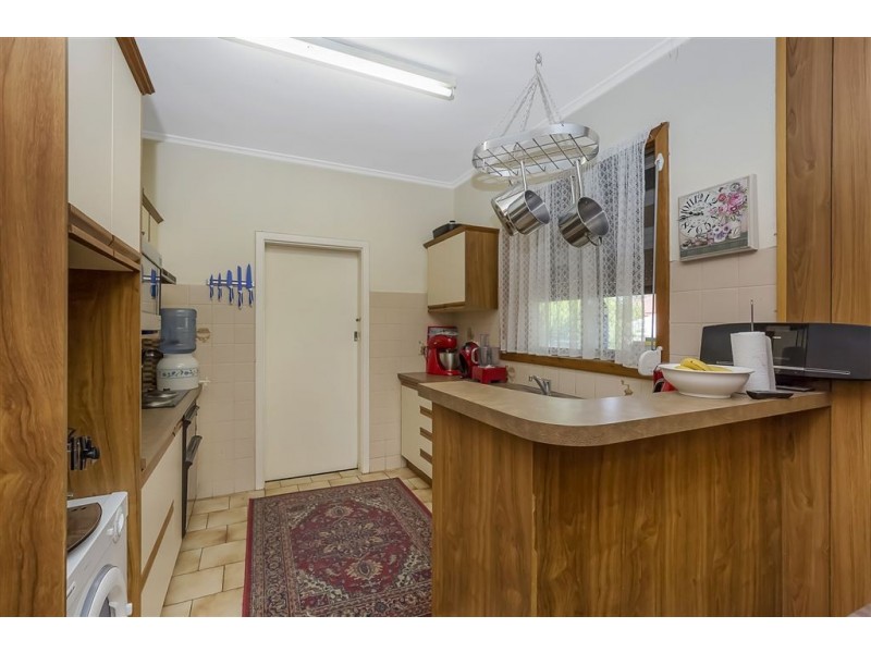 18 Berberis Street, Elizabeth Vale SA 5112