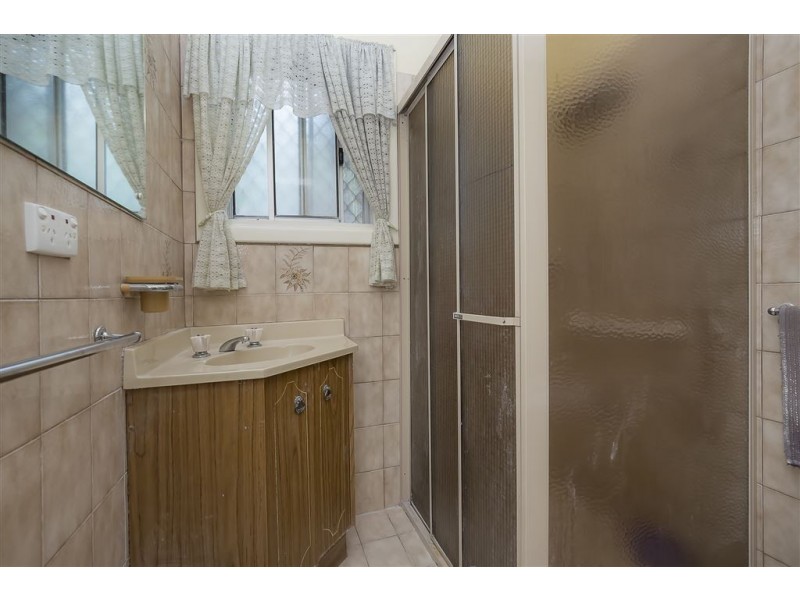 18 Berberis Street, Elizabeth Vale SA 5112