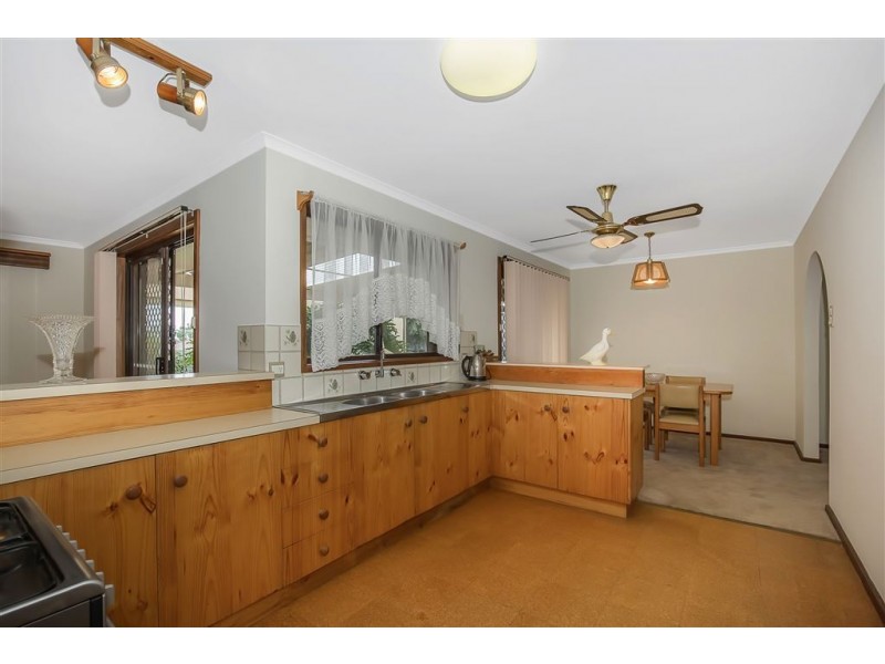 27 Christine Avenue, Hillbank SA 5112