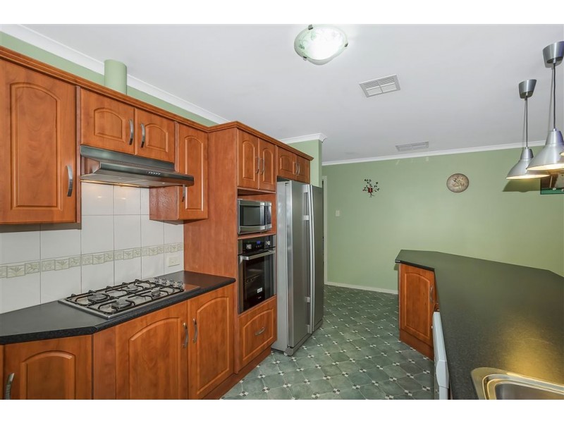 6 Navigator Parade, Smithfield SA 5114