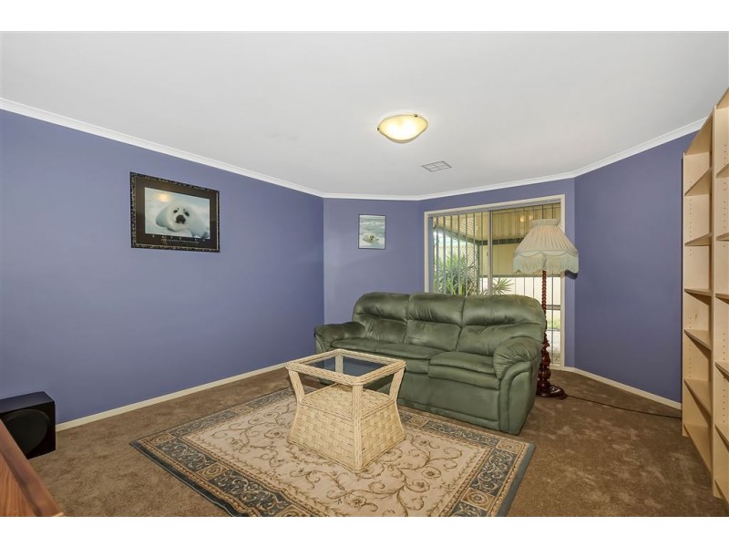 6 Navigator Parade, Smithfield SA 5114