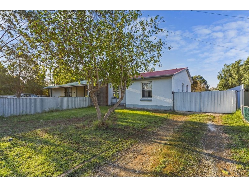 5 Murphy Street, Elizabeth Grove SA 5112