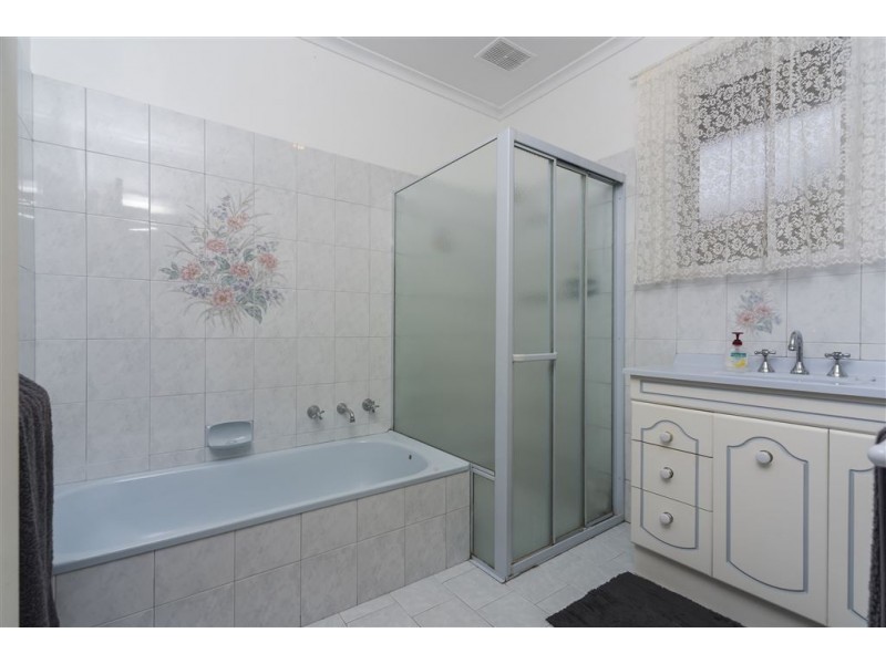 57 Far View Crescent, Ridgehaven SA 5097
