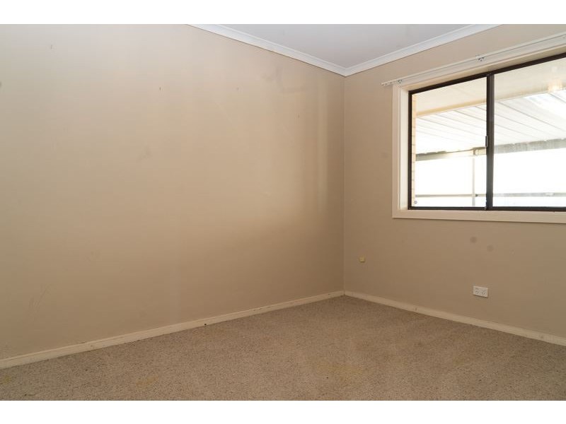 10 Chapel Road, Para Vista SA 5093