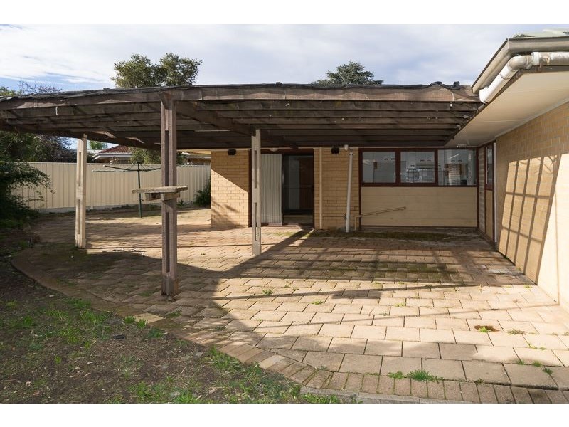 10 Chapel Road, Para Vista SA 5093