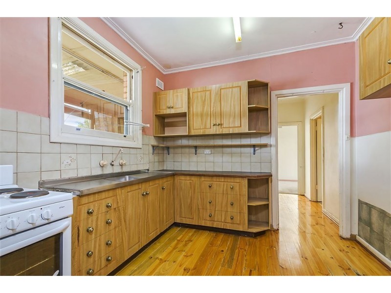 6 Halsey Road, Elizabeth East SA 5112