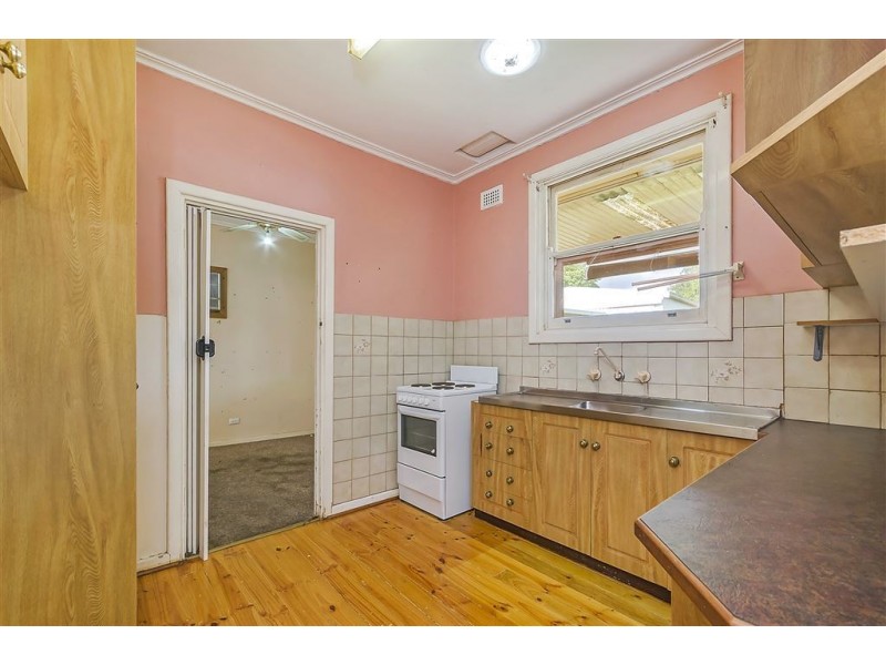 6 Halsey Road, Elizabeth East SA 5112