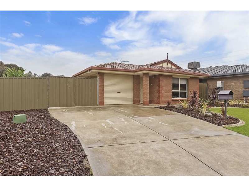 1 Deacon Court, Paralowie SA 5108
