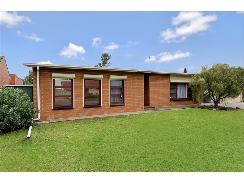 32 Caruso Crescent, Brahma Lodge SA 5109