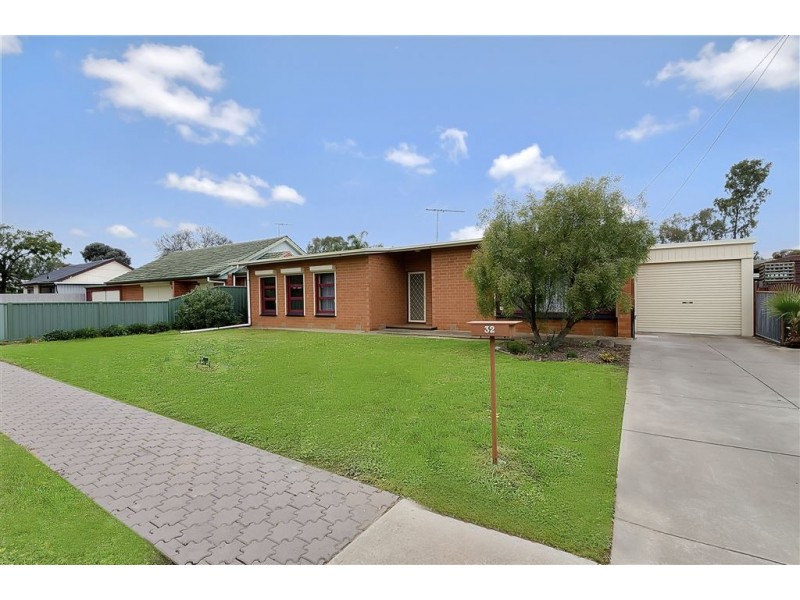 32 Caruso Crescent, Brahma Lodge SA 5109