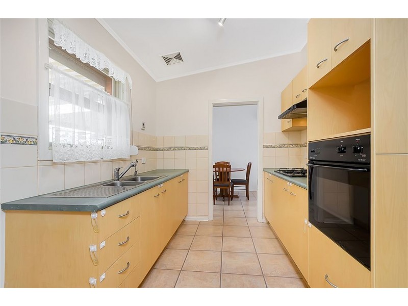 32 Caruso Crescent, Brahma Lodge SA 5109