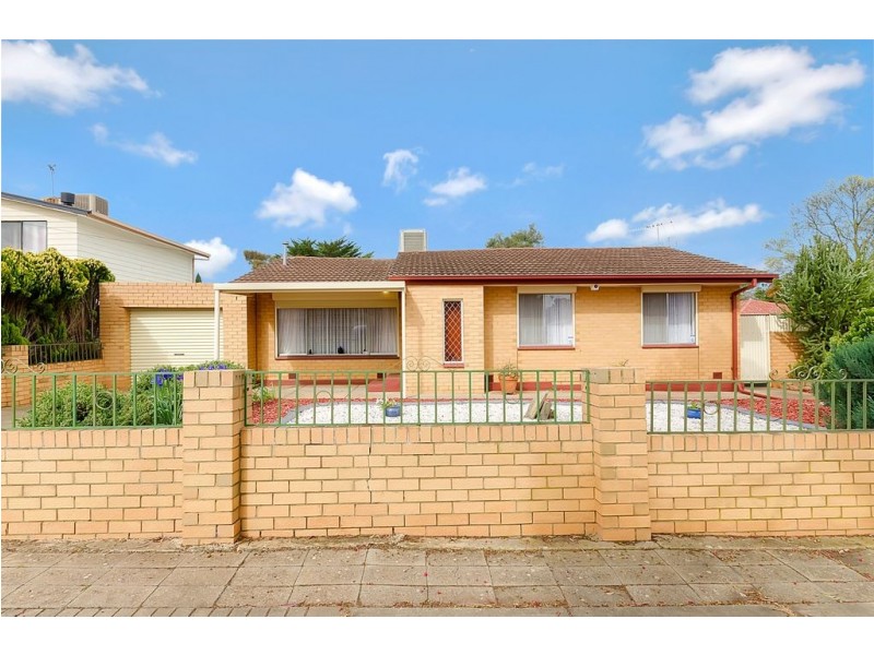 4 Winkle Street, Elizabeth Downs SA 5113