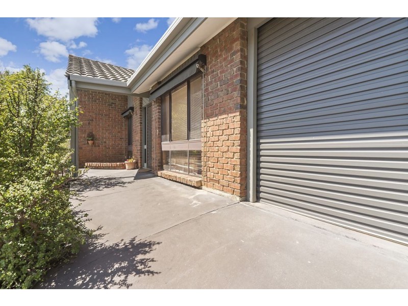 7 Hilltop Boulevard, Hillbank SA 5112