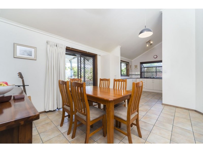 7 Hilltop Boulevard, Hillbank SA 5112