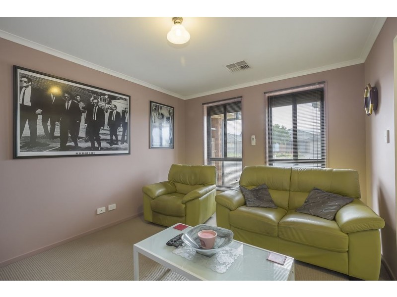 168 President Avenue, Andrews Farm SA 5114