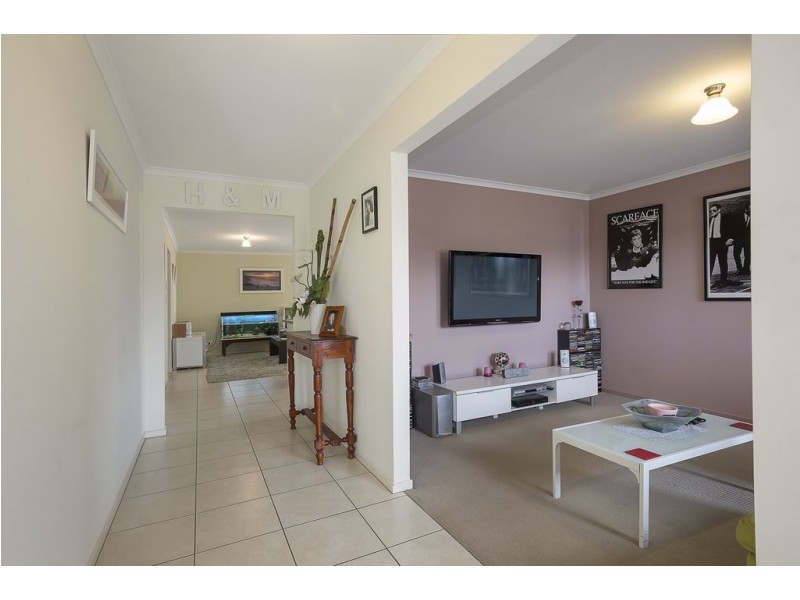 168 President Avenue, Andrews Farm SA 5114