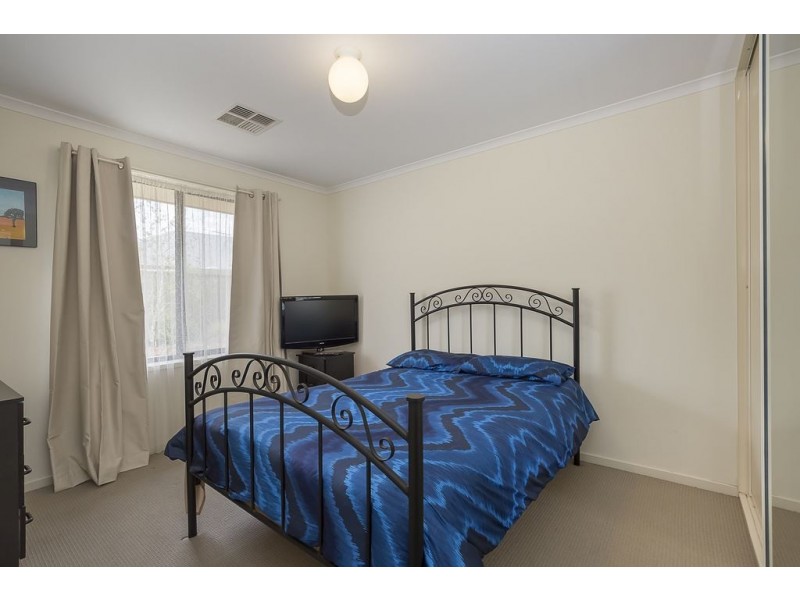 168 President Avenue, Andrews Farm SA 5114