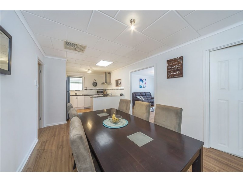 8 Fuller Crescent, Elizabeth East SA 5112