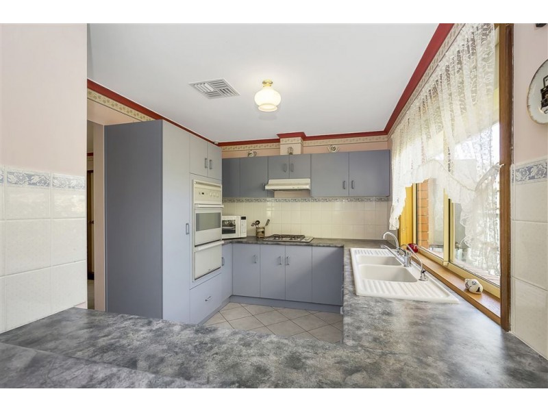 11 Riverview Parade, Blakeview SA 5114