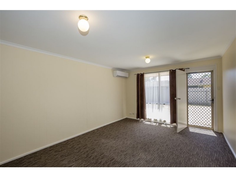 24/4 Para Road, Evanston SA 5116