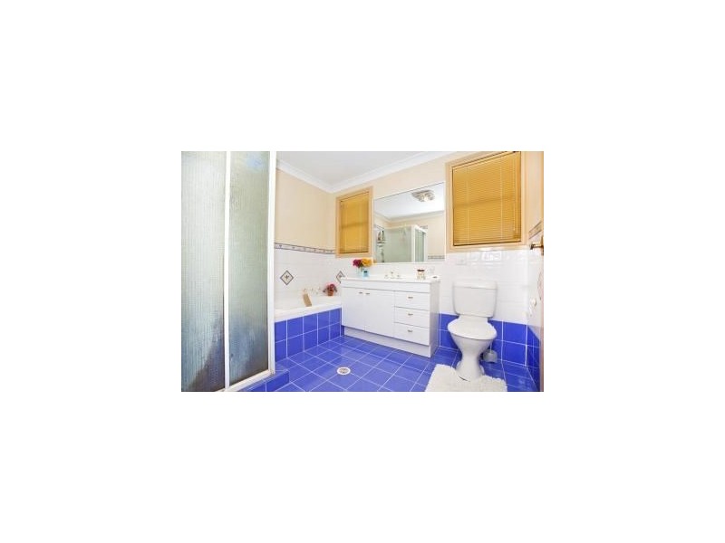 West Hoxton NSW 2171